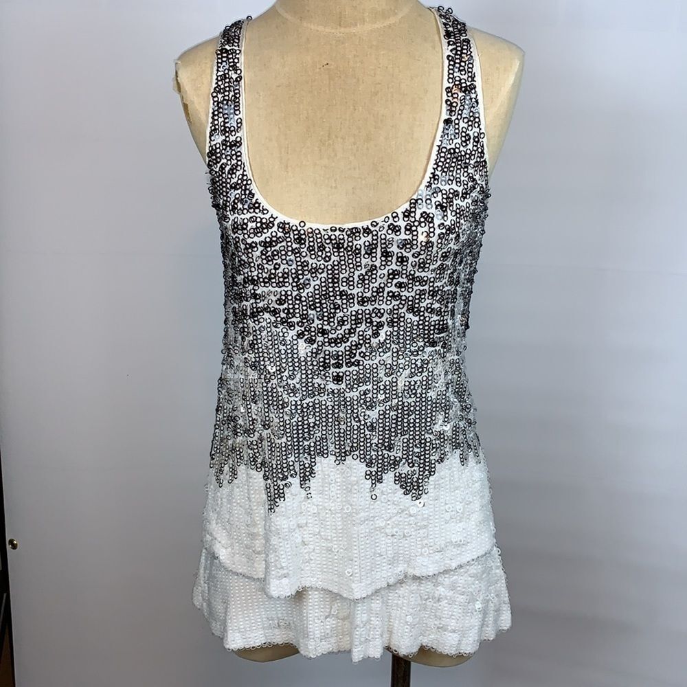 Bebe racer back sequin tiered tank, XS